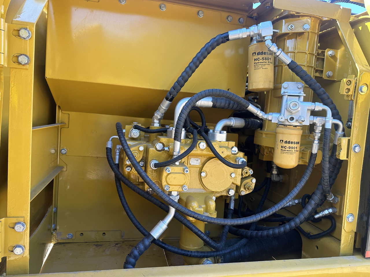 Leasing of CATERPILLAR 320C CATERPILLAR 320C: picture 11
