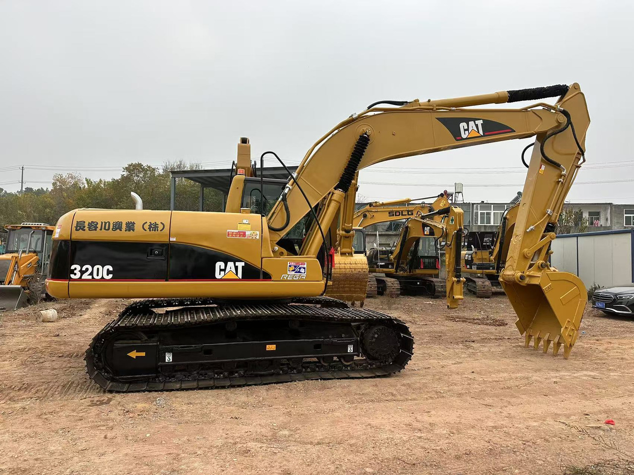 CATERPILLAR 320CL - Crawler excavator: picture 4 CATERPILLAR 320CL - Crawler excavator: picture 4