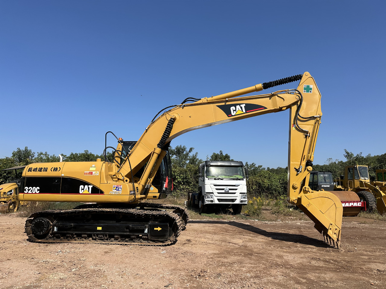 CATERPILLAR 320CL - Crawler excavator: picture 1 CATERPILLAR 320CL - Crawler excavator: picture 1