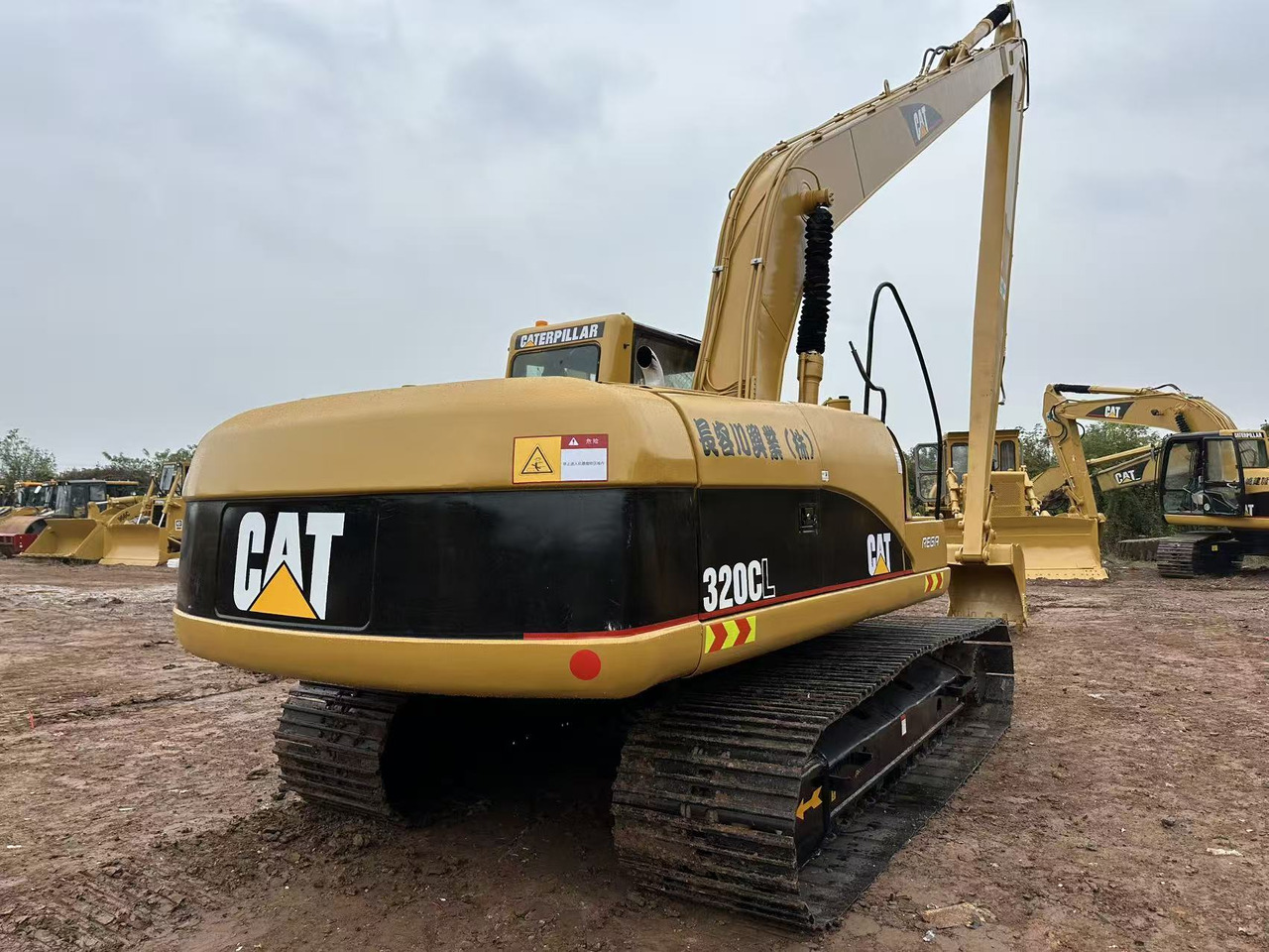 CATERPILLAR 320CL long reach excavator - Crawler excavator: picture 2 CATERPILLAR 320CL long reach excavator - Crawler excavator: picture 2