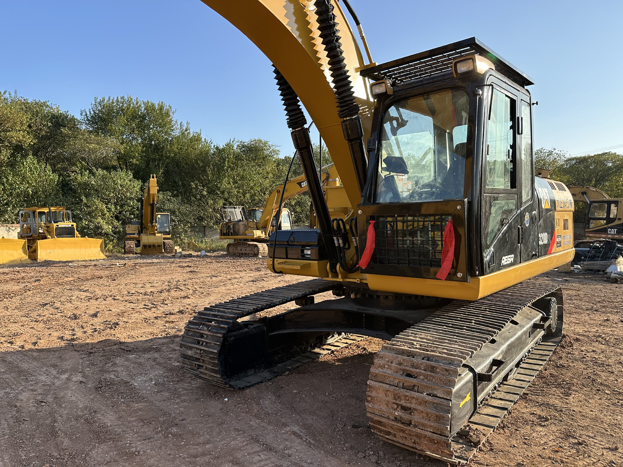 CATERPILLAR 320DL - Crawler excavator: picture 5 CATERPILLAR 320DL - Crawler excavator: picture 5
