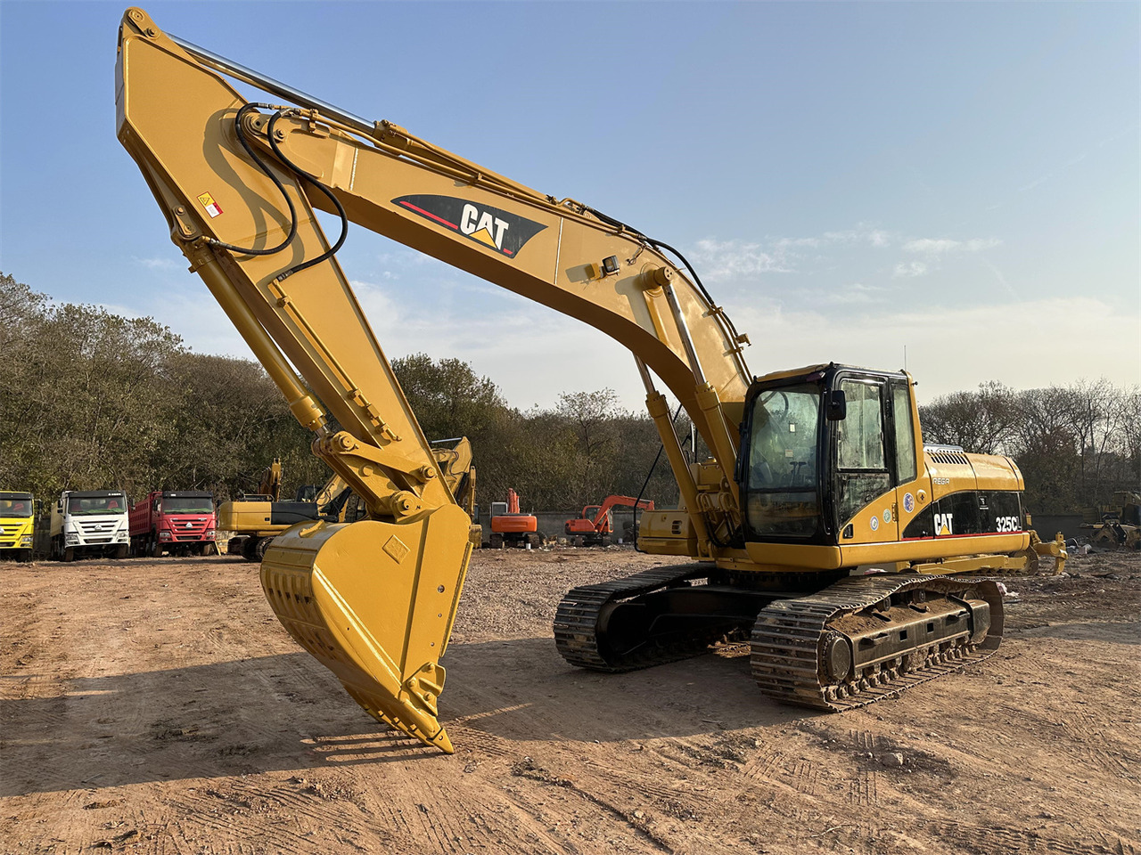 CATERPILLAR 325C - Crawler excavator: picture 4 CATERPILLAR 325C - Crawler excavator: picture 4