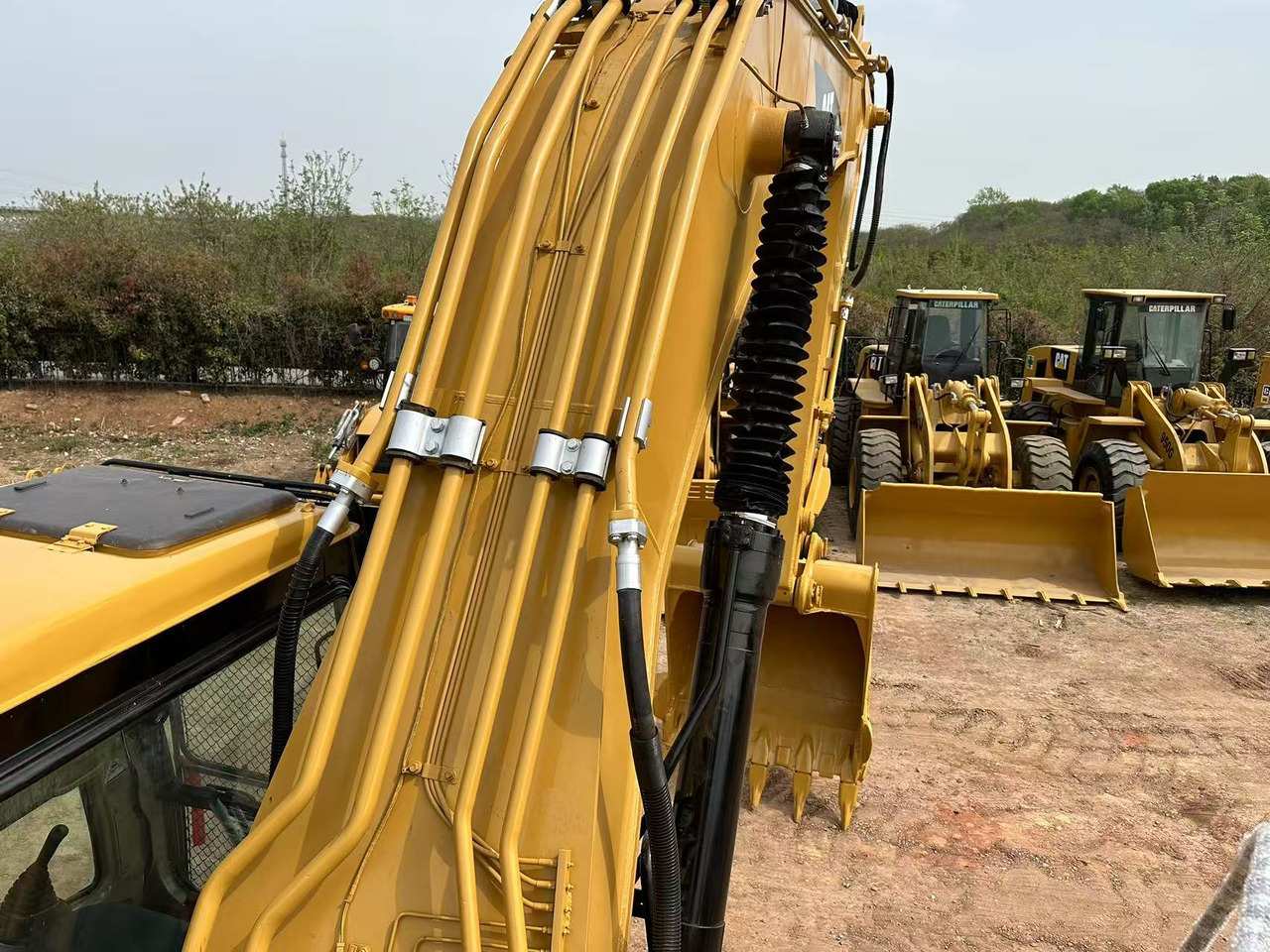 Excavator CATERPILLAR 330BL: picture 7 Excavator CATERPILLAR 330BL: picture 7