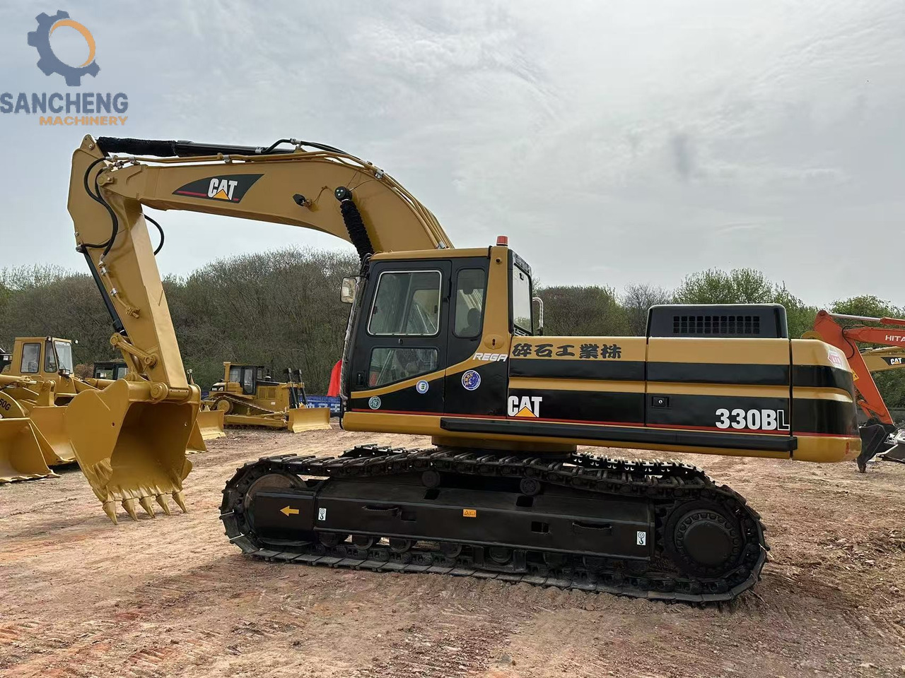 CATERPILLAR 330BL - Crawler excavator: picture 5 CATERPILLAR 330BL - Crawler excavator: picture 5