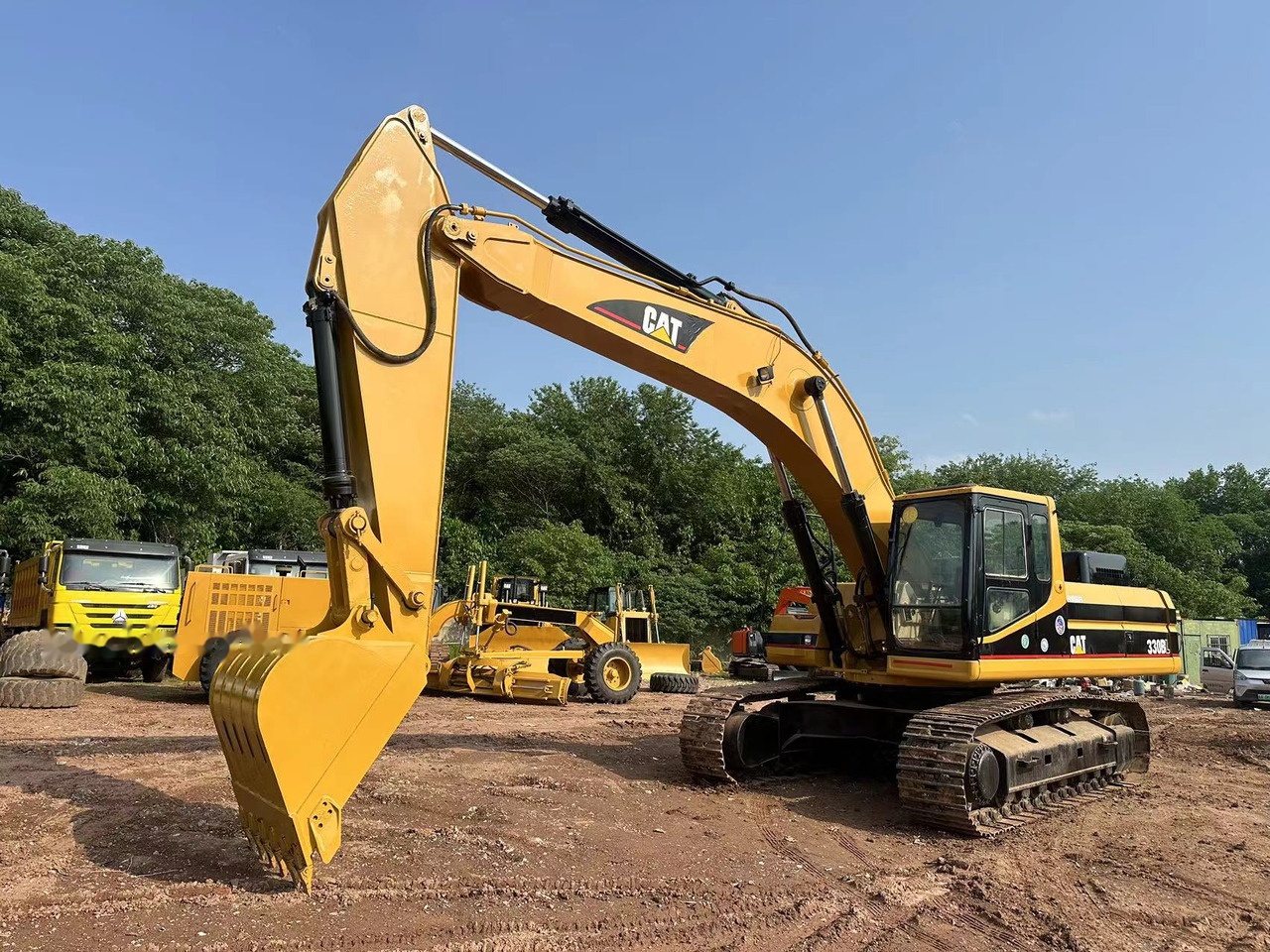 CATERPILLAR 330BL - Crawler excavator: picture 3 CATERPILLAR 330BL - Crawler excavator: picture 3