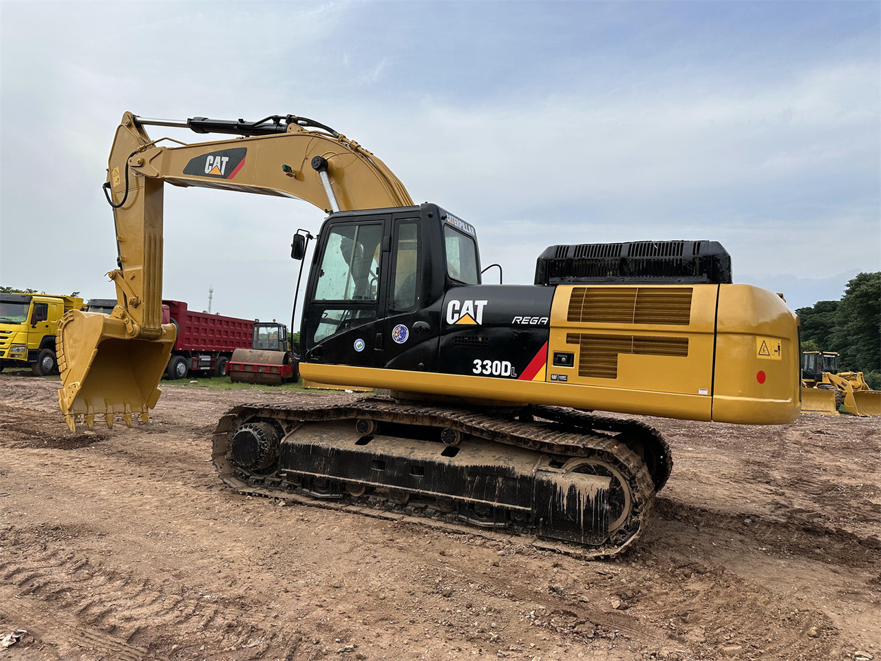 CATERPILLAR 330D - Crawler excavator: picture 1 CATERPILLAR 330D - Crawler excavator: picture 1