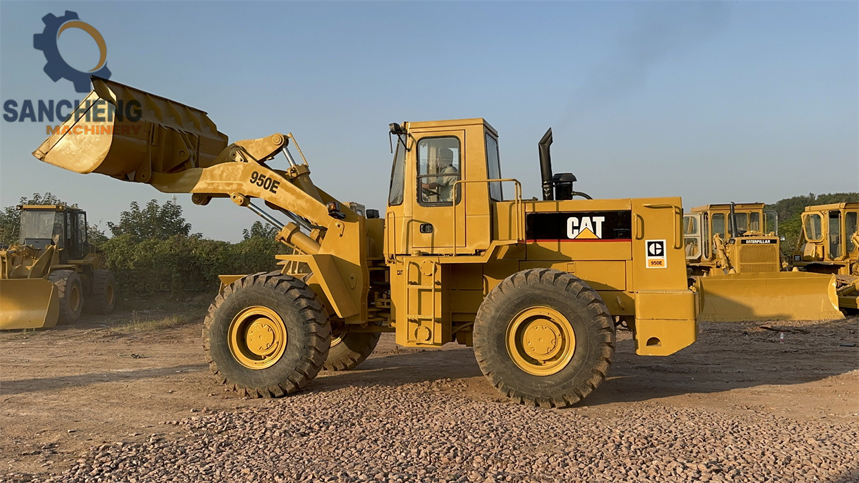 CATERPILLAR 950E - Wheel loader: picture 4 CATERPILLAR 950E - Wheel loader: picture 4