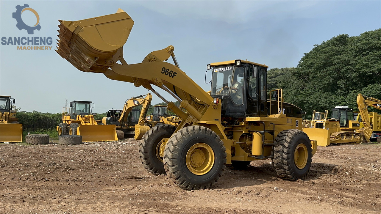 CATERPILLAR 966F - Wheel loader: picture 2 CATERPILLAR 966F - Wheel loader: picture 2