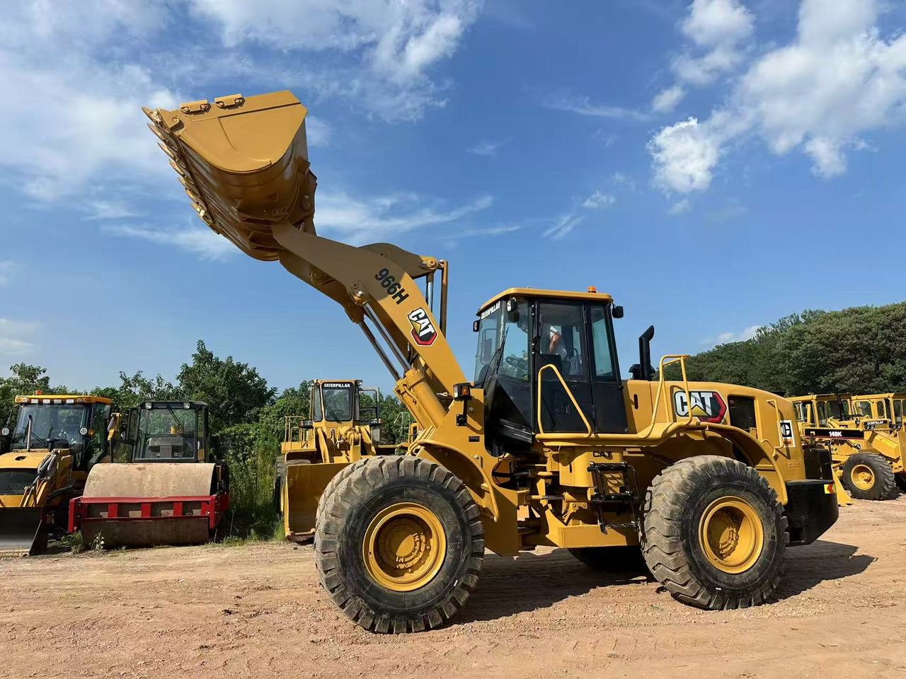 CATERPILLAR 966H - Wheel loader: picture 1 CATERPILLAR 966H - Wheel loader: picture 1