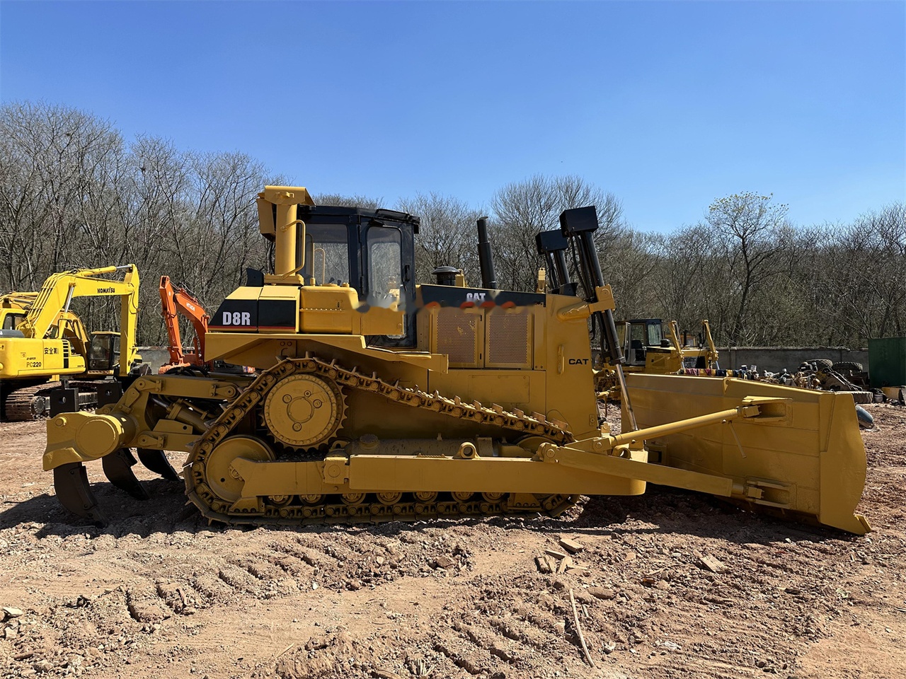 CATERPILLAR D8R - Bulldozer: picture 2 CATERPILLAR D8R - Bulldozer: picture 2