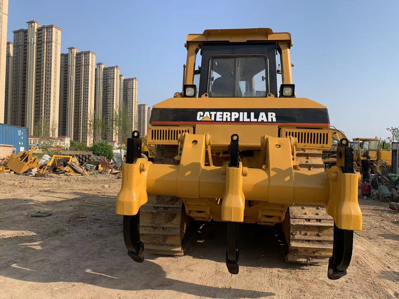 CATERPILLAR D8R - Bulldozer: picture 4 CATERPILLAR D8R - Bulldozer: picture 4