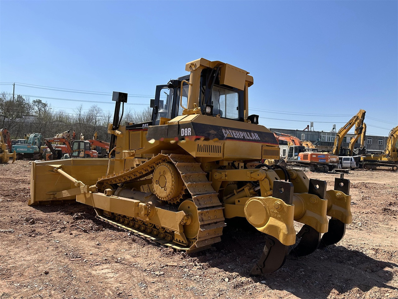 CATERPILLAR D8R - Bulldozer: picture 2 CATERPILLAR D8R - Bulldozer: picture 2