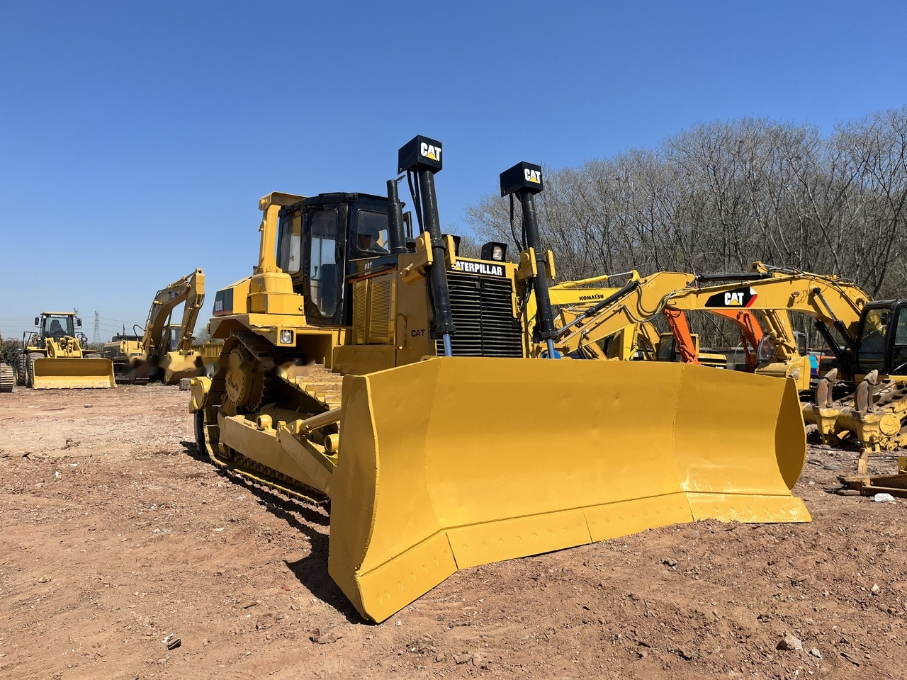 CATERPILLAR D8R - Bulldozer: picture 3 CATERPILLAR D8R - Bulldozer: picture 3