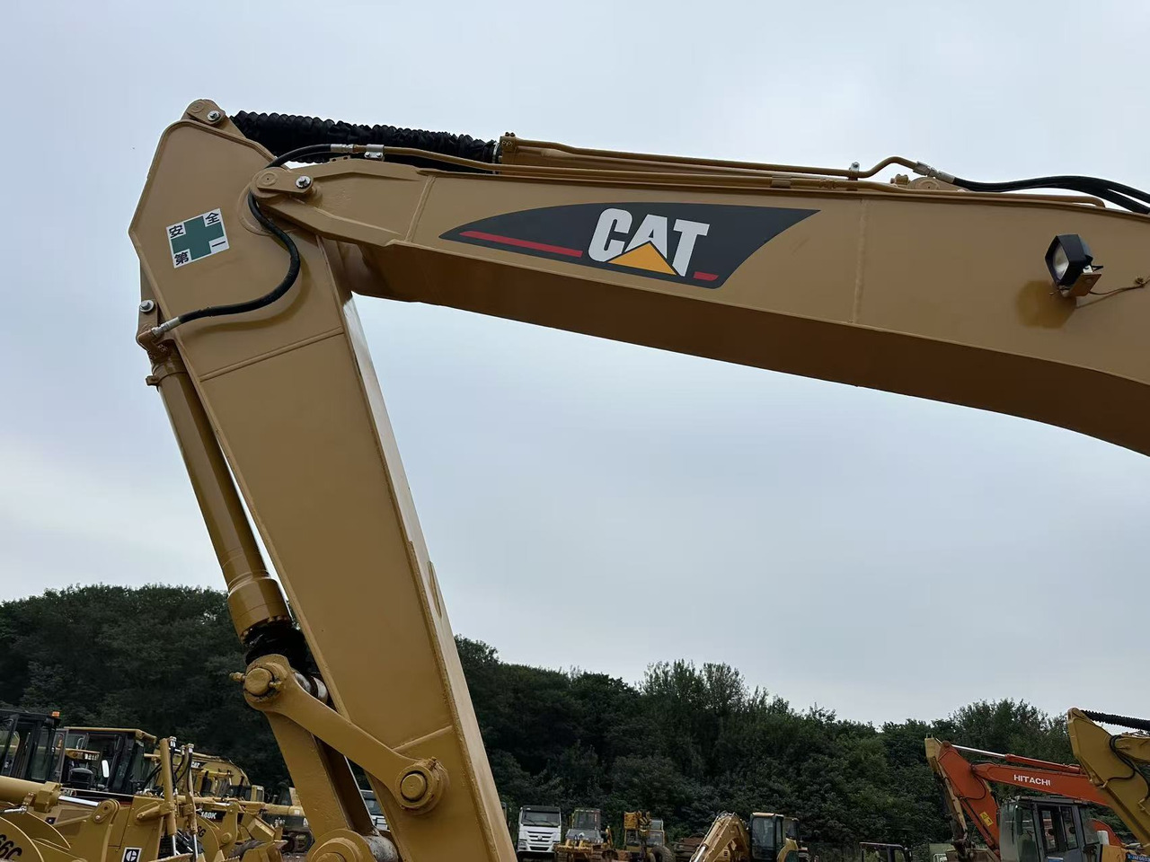 Caterpillar 320BL excavator - Excavator: picture 3 Caterpillar 320BL excavator - Excavator: picture 3