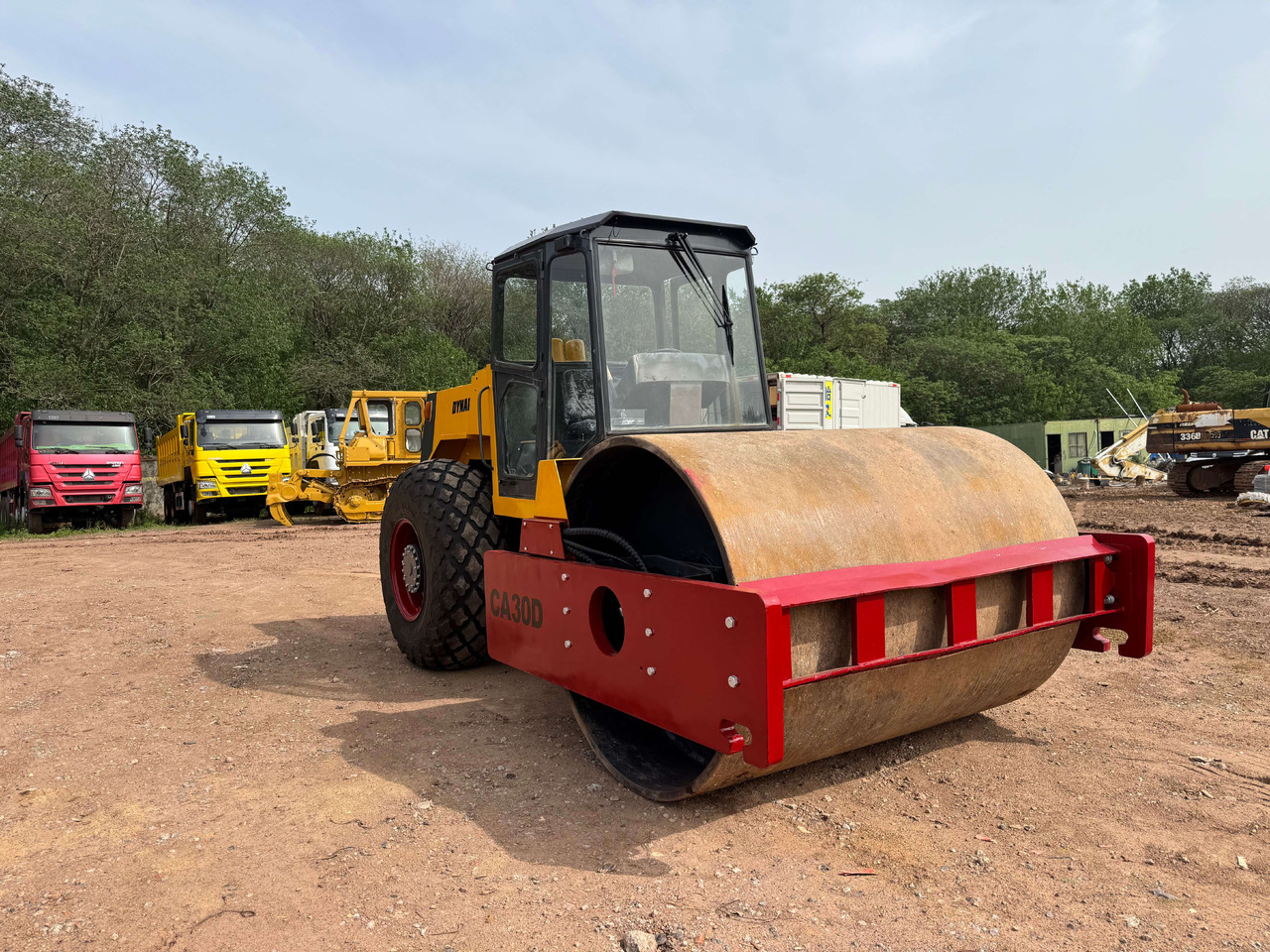 DYNAPAC CA30D - Roller: picture 2 DYNAPAC CA30D - Roller: picture 2