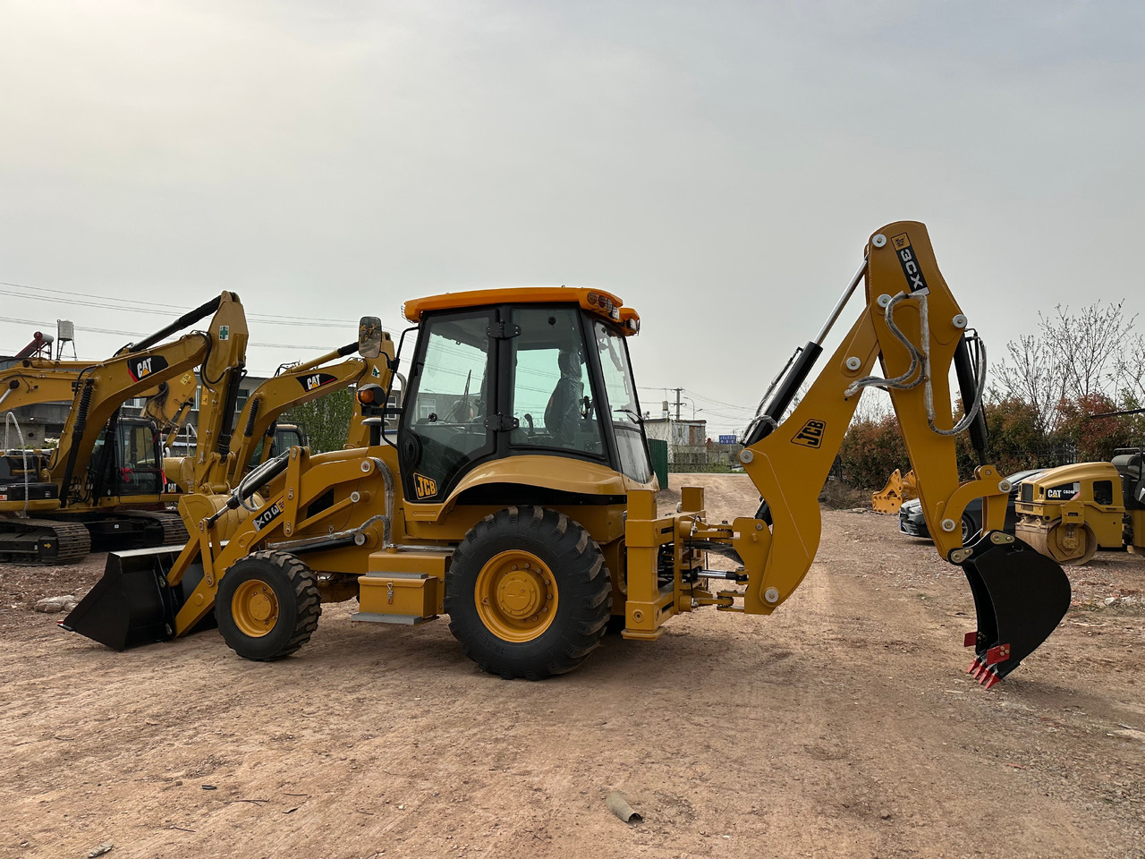 JCB 3CX - Backhoe loader: picture 2 JCB 3CX - Backhoe loader: picture 2