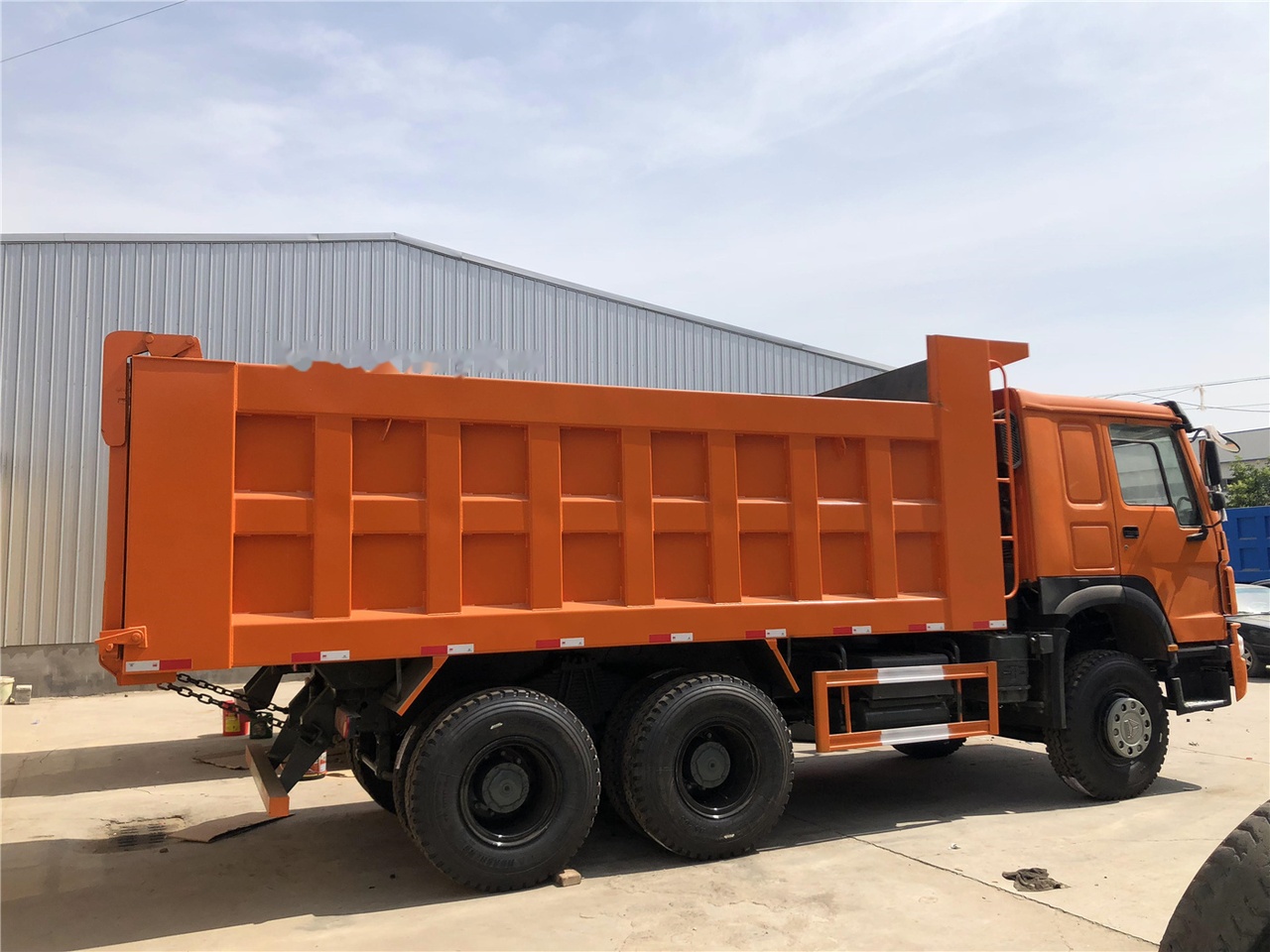 SINOTRUK HOWO 371 Dump truck - Tipper: picture 5 SINOTRUK HOWO 371 Dump truck - Tipper: picture 5