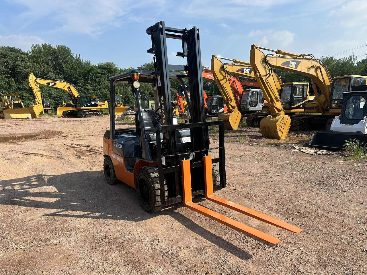 TOYOTA GENEO30 forklift - Diesel forklift: picture 2 TOYOTA GENEO30 forklift - Diesel forklift: picture 2