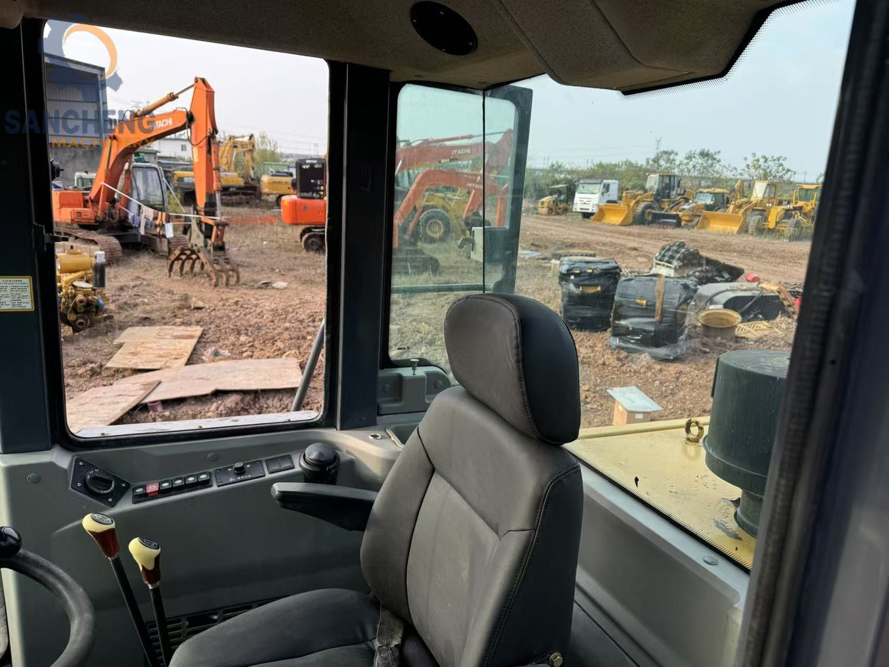 XCMG LW500F - Wheel loader: picture 3 XCMG LW500F - Wheel loader: picture 3