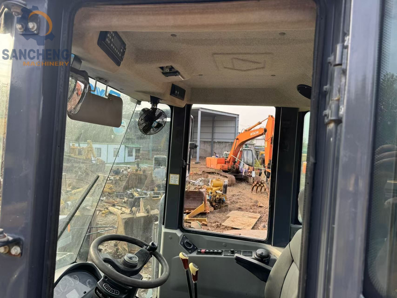 XCMG LW500F - Wheel loader: picture 2 XCMG LW500F - Wheel loader: picture 2