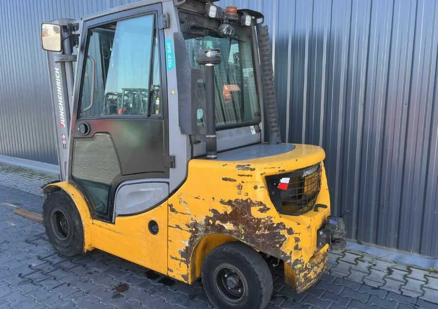 Jungheinrich DFG435s - Diesel forklift: picture 3 Jungheinrich DFG435s - Diesel forklift: picture 3