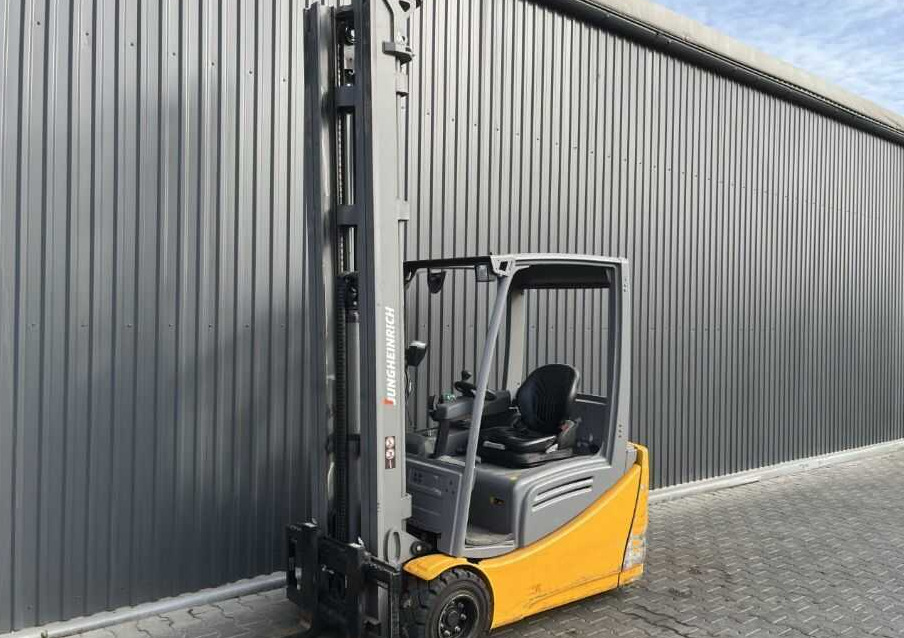 Jungheinrich EFG220 - Electric forklift: picture 1 Jungheinrich EFG220 - Electric forklift: picture 1