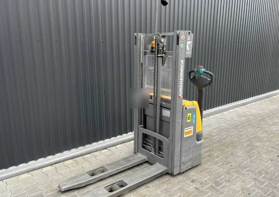 Jungheinrich EJC112 - Stacker: picture 1 Jungheinrich EJC112 - Stacker: picture 1