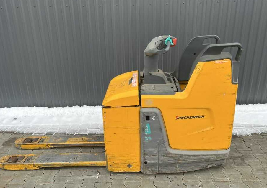 Jungheinrich ERE120 - Pallet truck: picture 2 Jungheinrich ERE120 - Pallet truck: picture 2