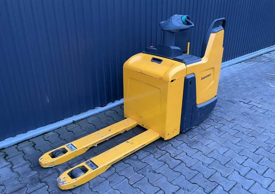 Jungheinrich ERE120 - Pallet truck: picture 1 Jungheinrich ERE120 - Pallet truck: picture 1