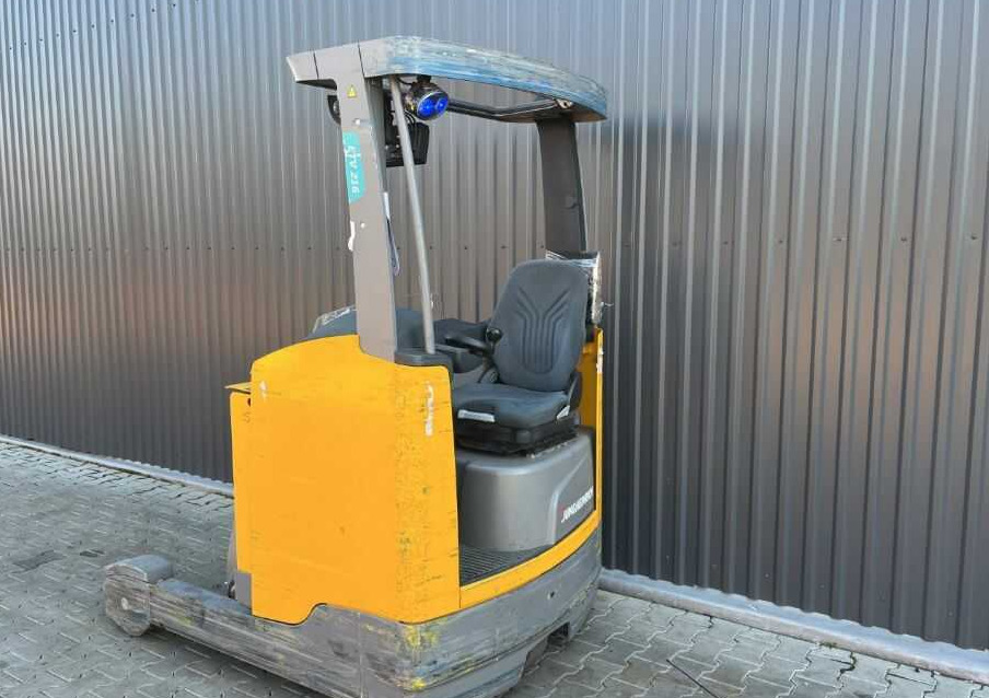 Jungheinrich ETV216 - Reach truck: picture 3 Jungheinrich ETV216 - Reach truck: picture 3