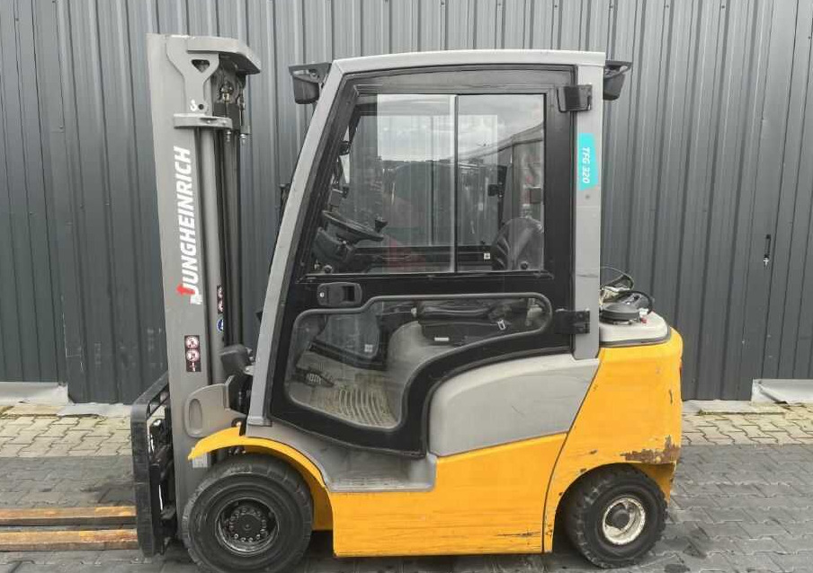 Jungheinrich TFG320 - LPG forklift: picture 2 Jungheinrich TFG320 - LPG forklift: picture 2