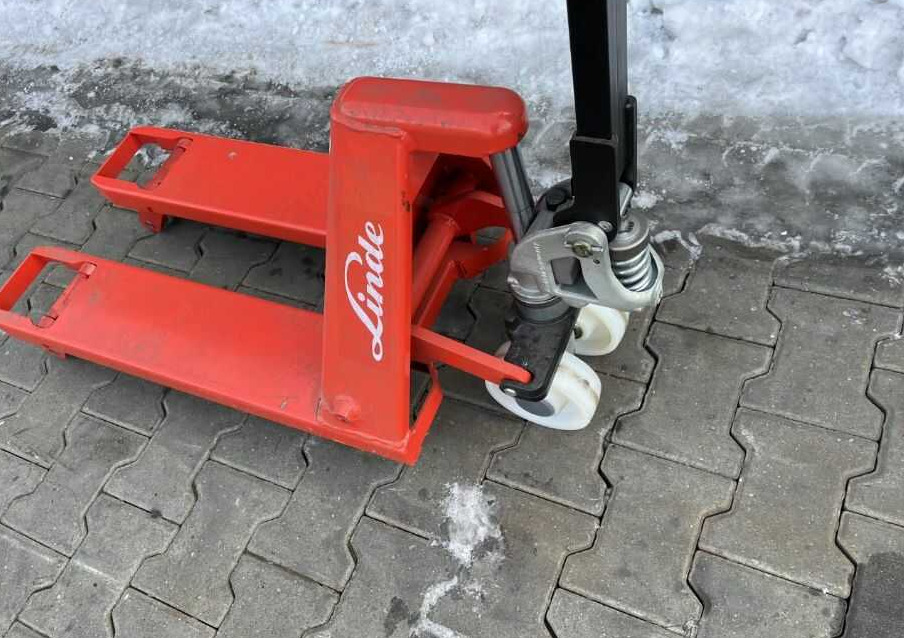 Linde BW-F1500 - Pallet truck: picture 5 Linde BW-F1500 - Pallet truck: picture 5