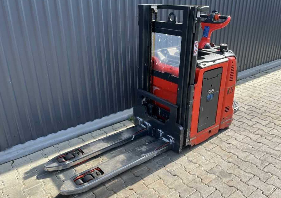 Linde D12HPAP - Stacker: picture 1 Linde D12HPAP - Stacker: picture 1