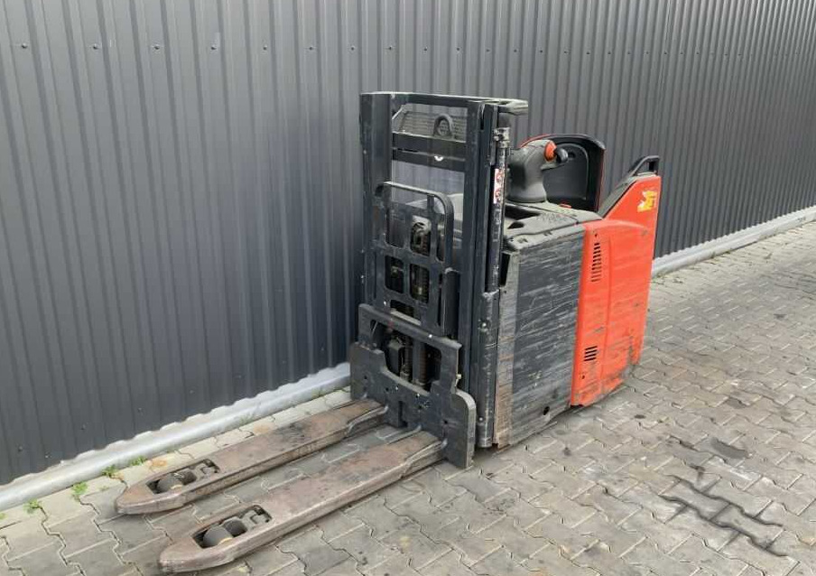 Linde D12SP - Pallet truck: picture 1 Linde D12SP - Pallet truck: picture 1