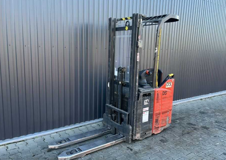 Linde D14SP - Stacker: picture 1 Linde D14SP - Stacker: picture 1