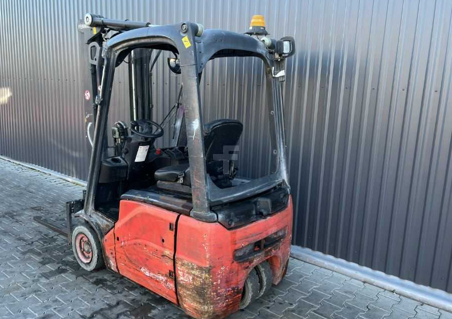 Linde E16C-01 - Electric forklift: picture 3 Linde E16C-01 - Electric forklift: picture 3