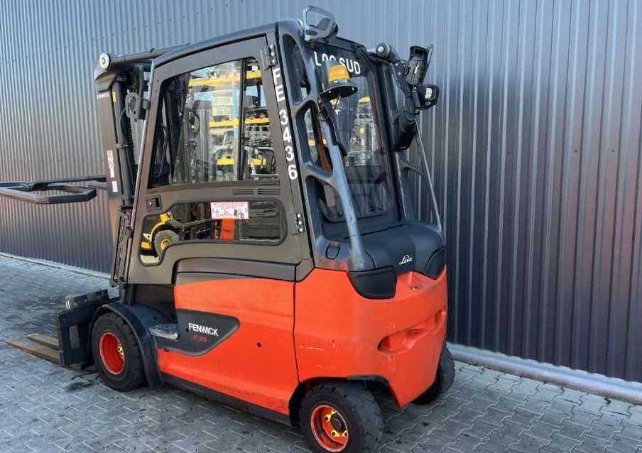 Linde E35HL-01 - Electric forklift: picture 3 Linde E35HL-01 - Electric forklift: picture 3