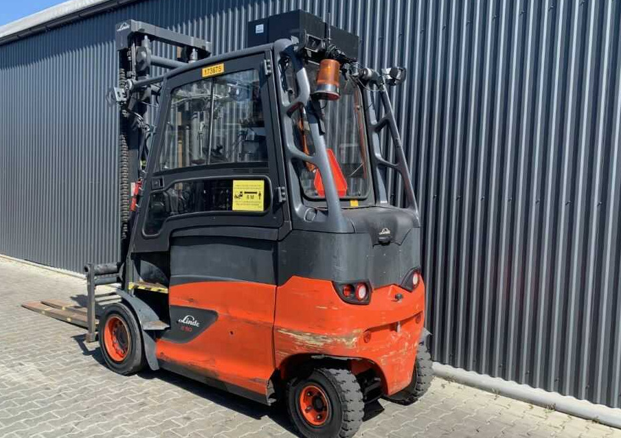 Linde E50HL-01/600 - Electric forklift: picture 3 Linde E50HL-01/600 - Electric forklift: picture 3