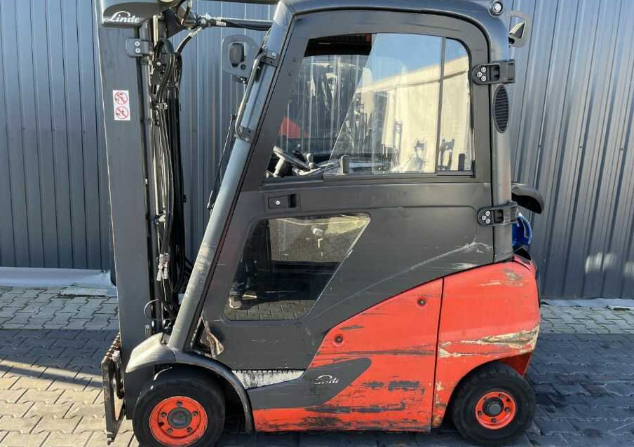 Linde H18T-01 - LPG forklift: picture 2 Linde H18T-01 - LPG forklift: picture 2