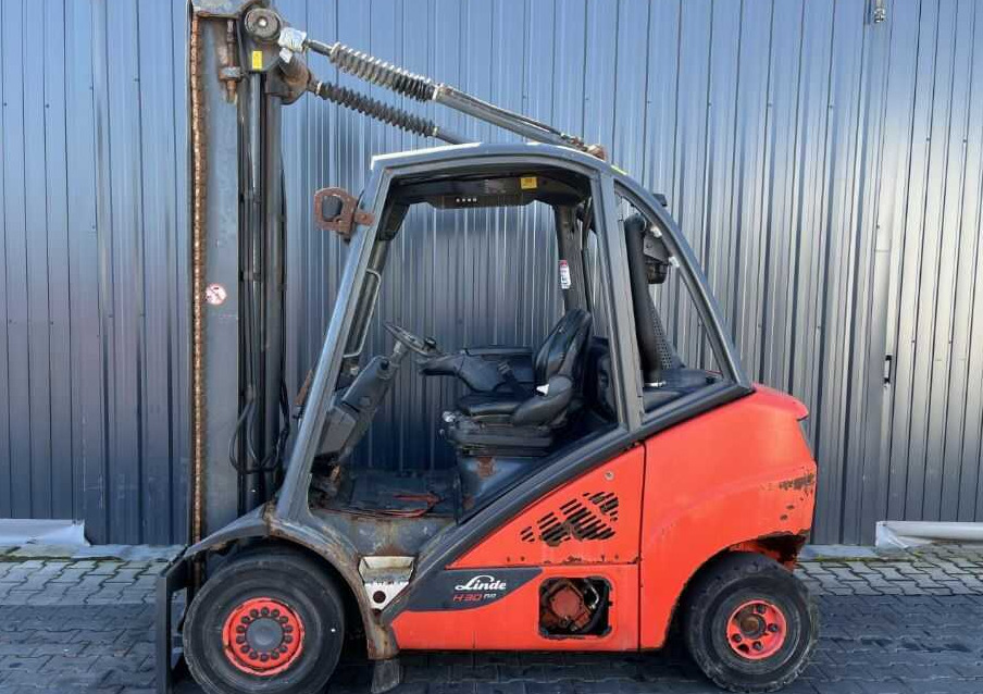 Linde H30D-02 - Diesel forklift: picture 2 Linde H30D-02 - Diesel forklift: picture 2