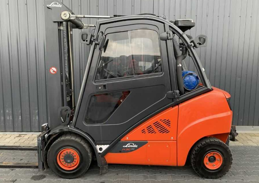 Linde H30T-02 - LPG forklift: picture 2 Linde H30T-02 - LPG forklift: picture 2