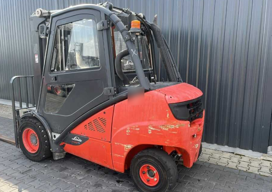 Linde H35D-02 - Diesel forklift: picture 3 Linde H35D-02 - Diesel forklift: picture 3