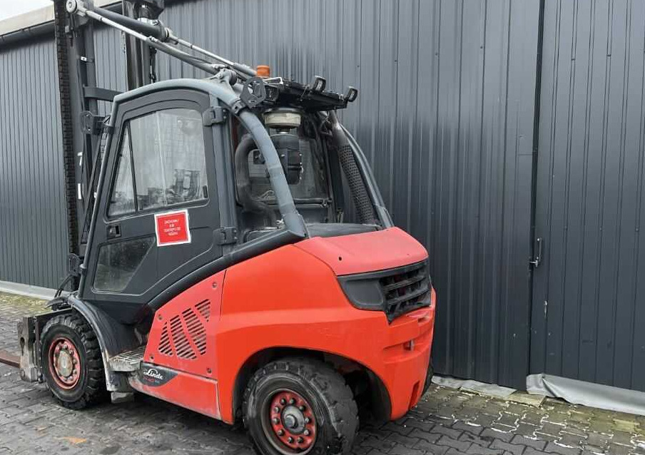 Linde H40D-02 - Diesel forklift: picture 3 Linde H40D-02 - Diesel forklift: picture 3