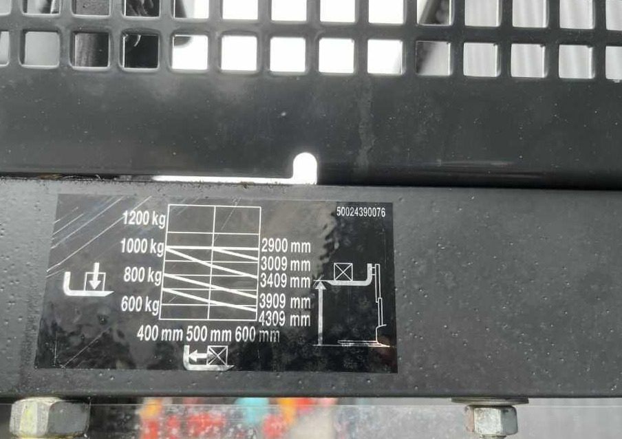Linde L10 - Stacker: picture 5 Linde L10 - Stacker: picture 5