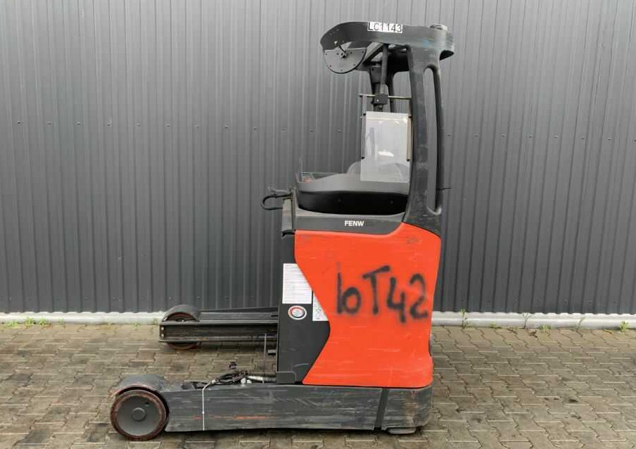 Linde R14-01 - Reach truck: picture 2 Linde R14-01 - Reach truck: picture 2