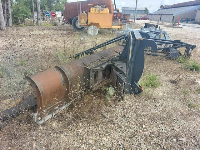 Caterpillar - Construction machinery: picture 2 Caterpillar - Construction machinery: picture 2