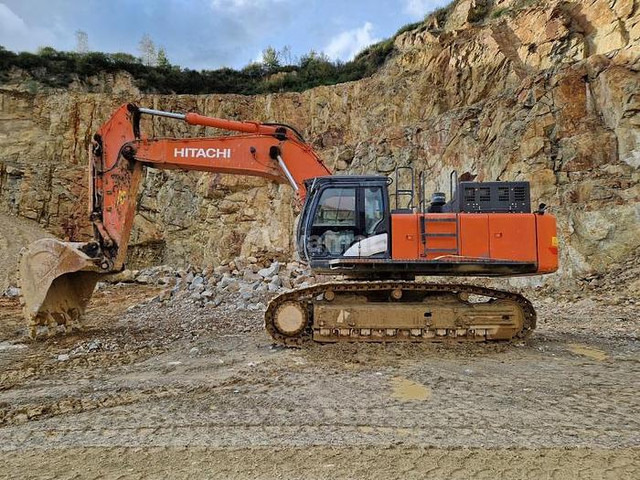 Hitachi - Excavator: picture 1 Hitachi - Excavator: picture 1