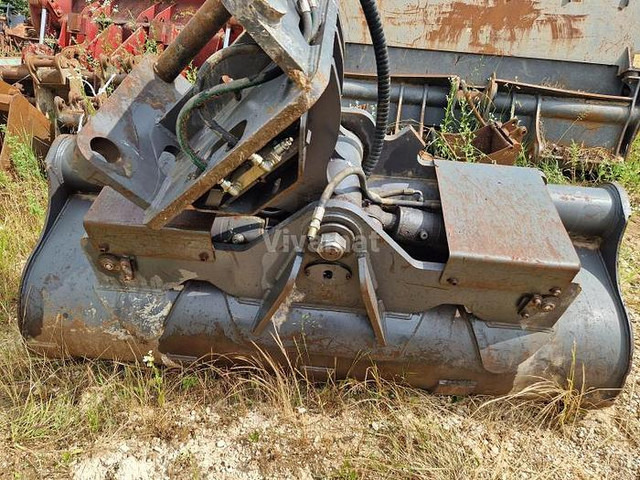 Liebherr LIEBHERR SW48 - Bucket: picture 4 Liebherr LIEBHERR SW48 - Bucket: picture 4