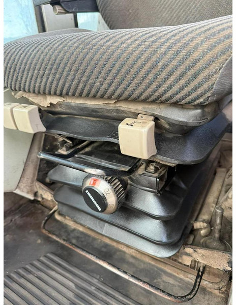 Liebherr R934B EW - Crawler excavator: picture 5 Liebherr R934B EW - Crawler excavator: picture 5