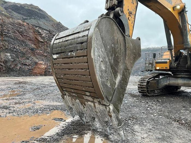 Liebherr R980SME HD - - Excavator: picture 4 Liebherr R980SME HD - - Excavator: picture 4